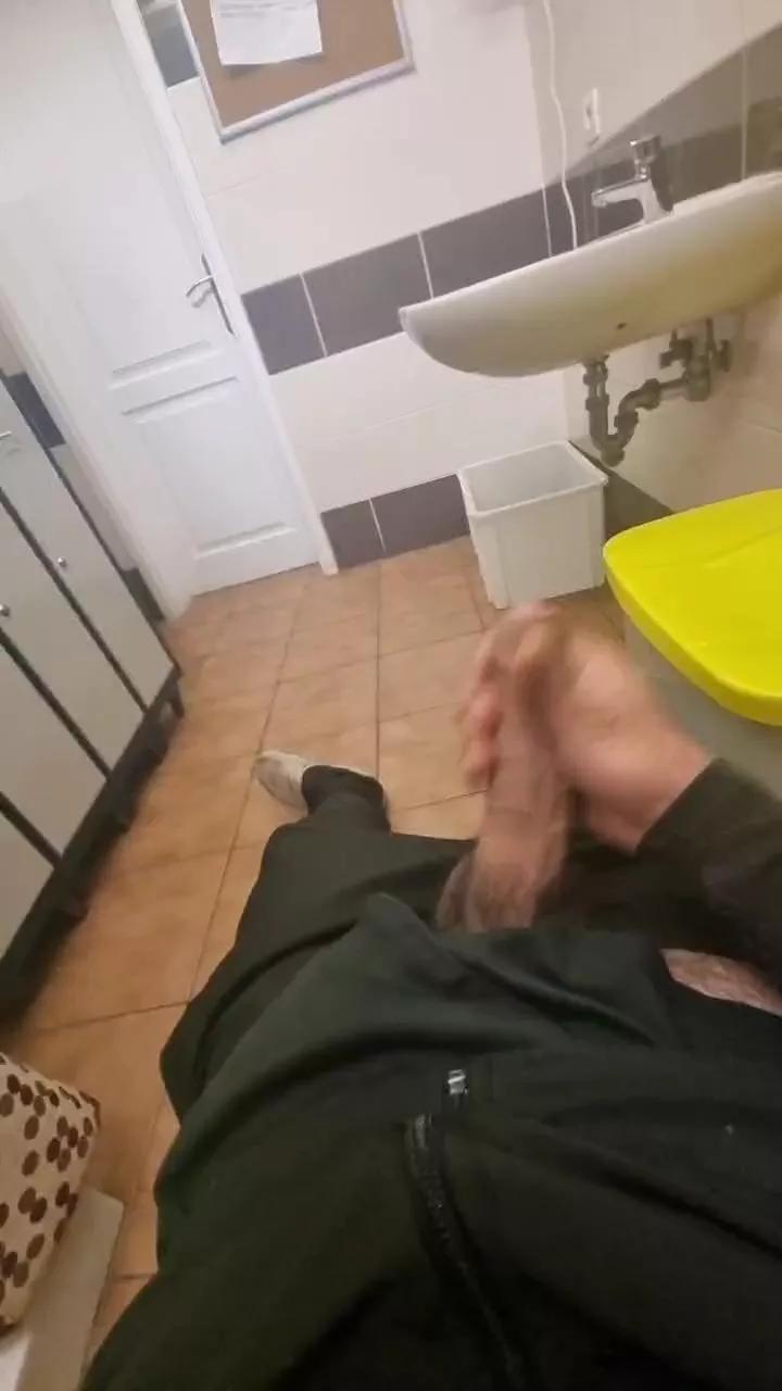 Bigcockforfunxx on Cam4 