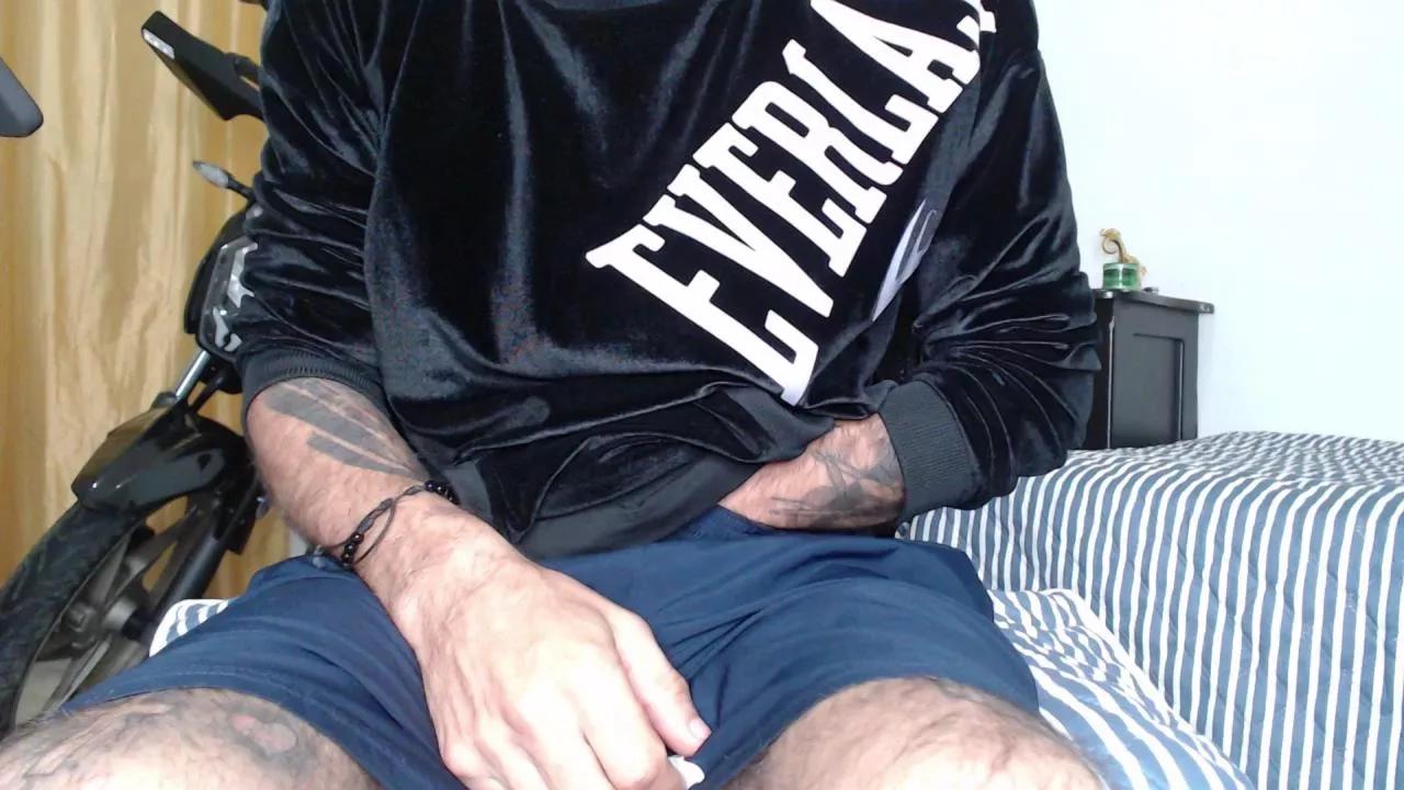 Bigdick_monster on Cam4 