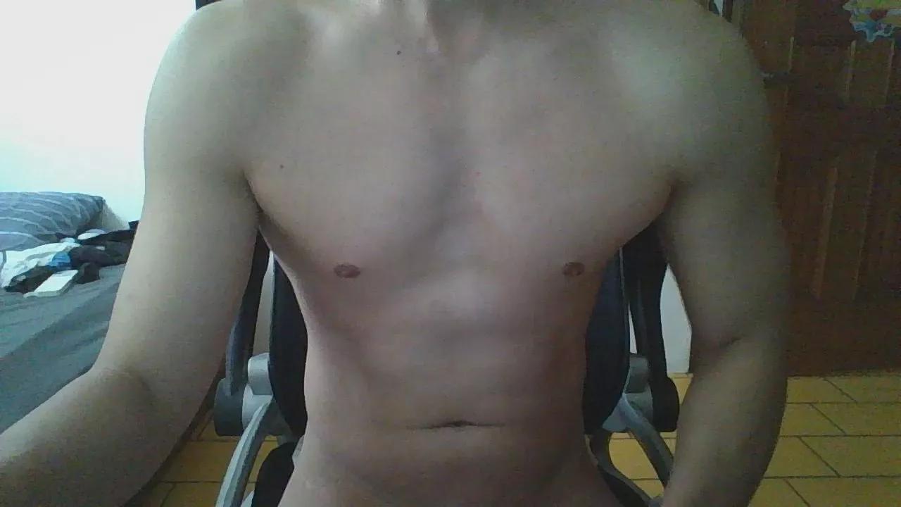 bigdragon0857 on Cam4 