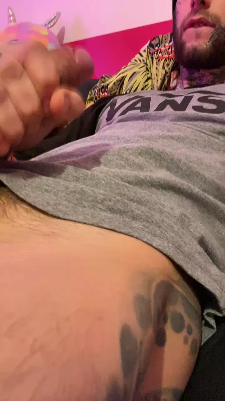 BigProfit95 on Cam4 