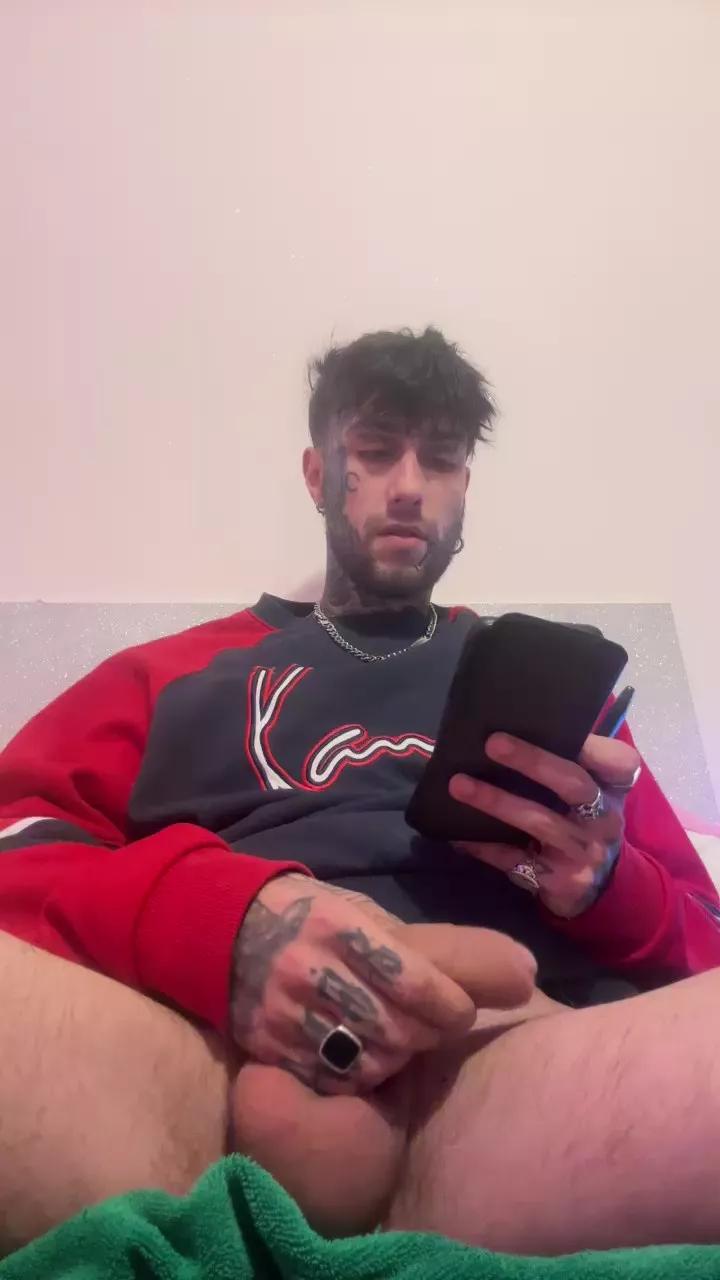 BigProfit95 on Cam4 