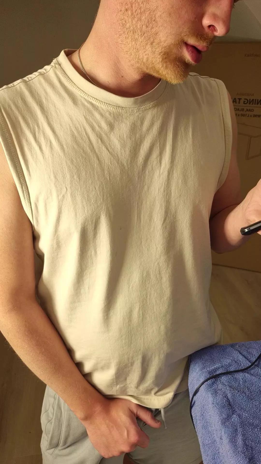 BigUncutBiGuy on Cam4 