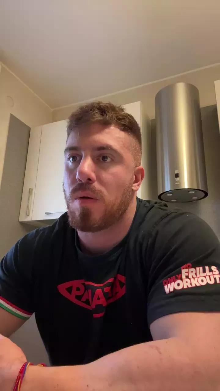 Bigwhitebull on Cam4 