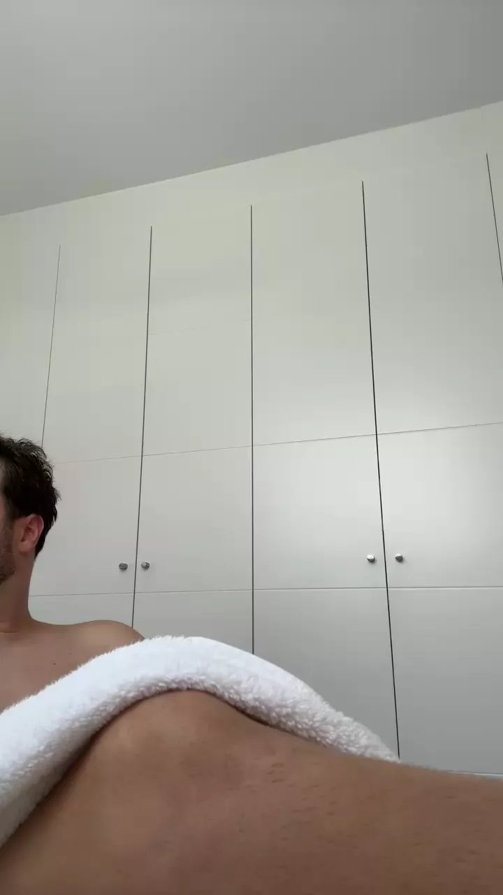 Offline Bistrobest on Cam4