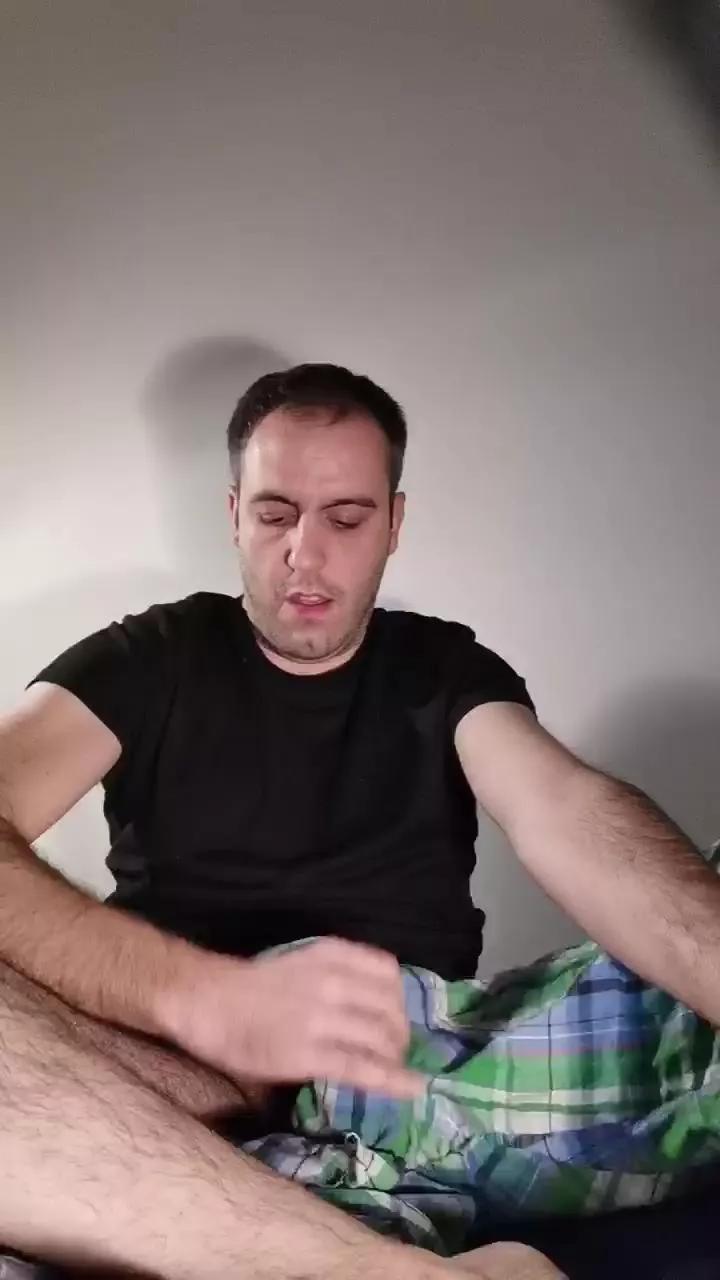 blacktie82 on Cam4 