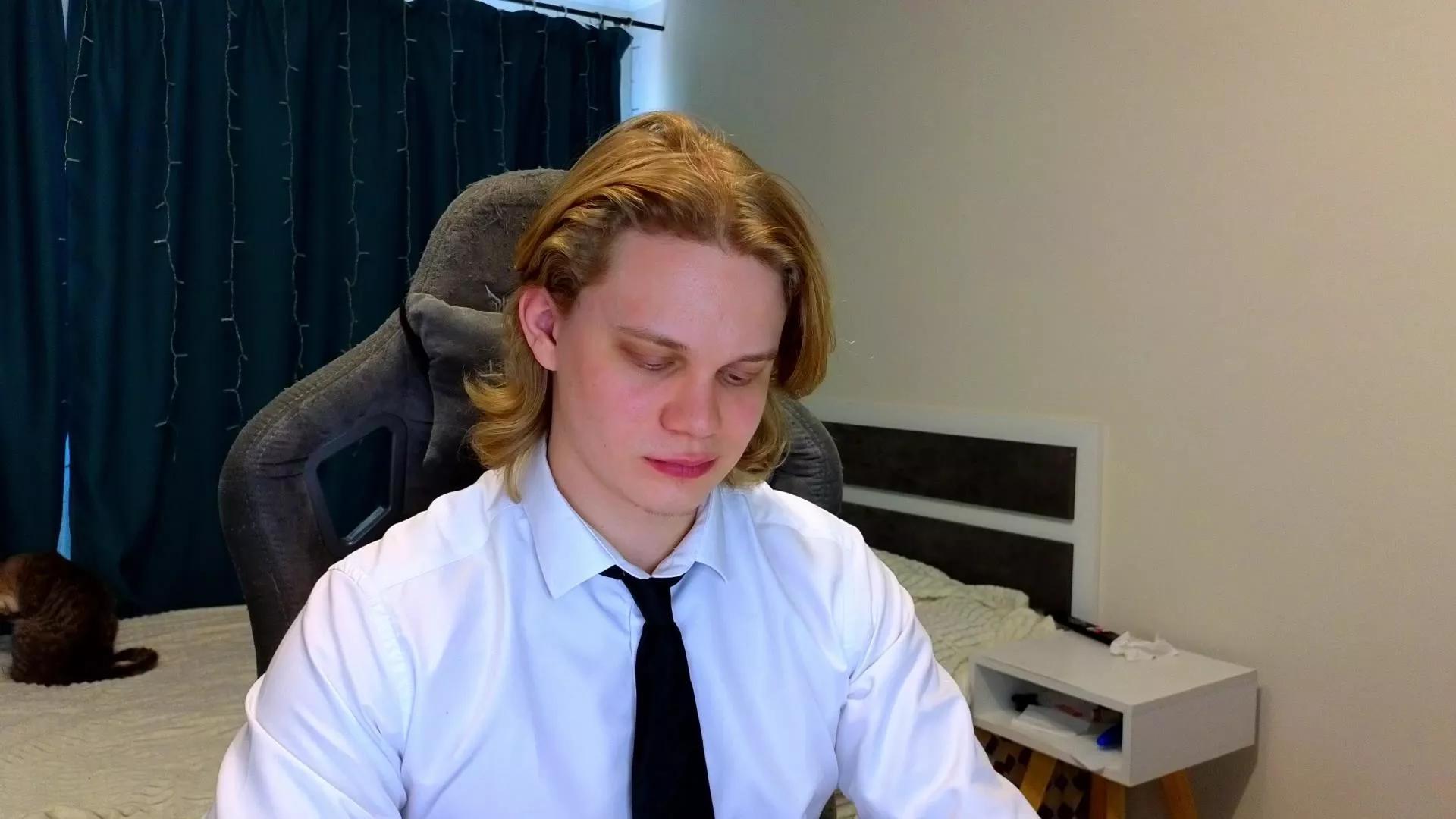 Blessed_couple on Cam4 