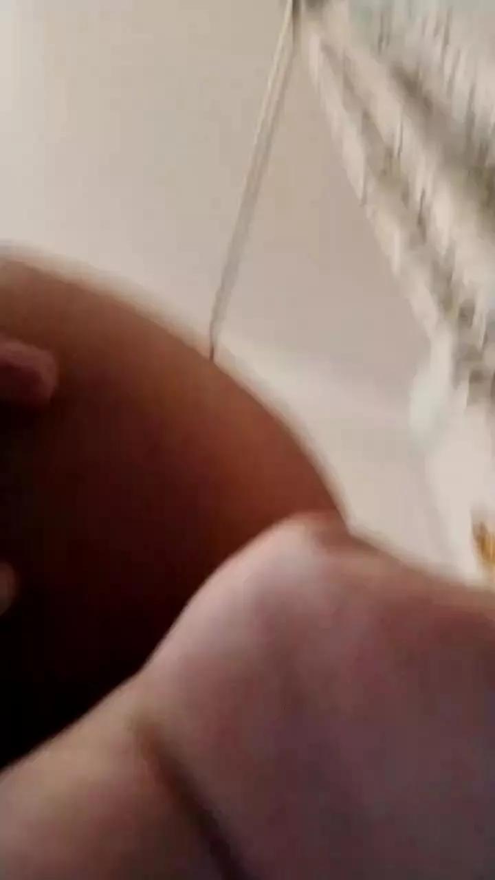 Bobbi_Big_G on Cam4 