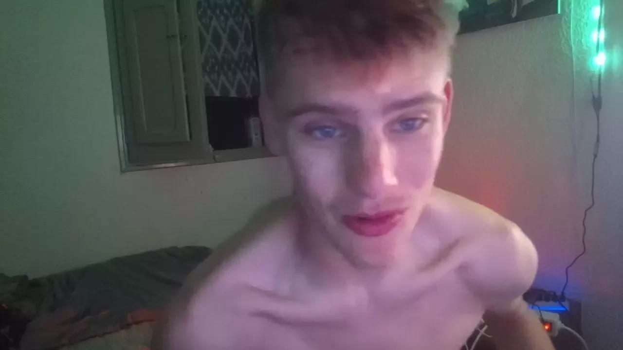 BoyBlondSweet on Cam4 
