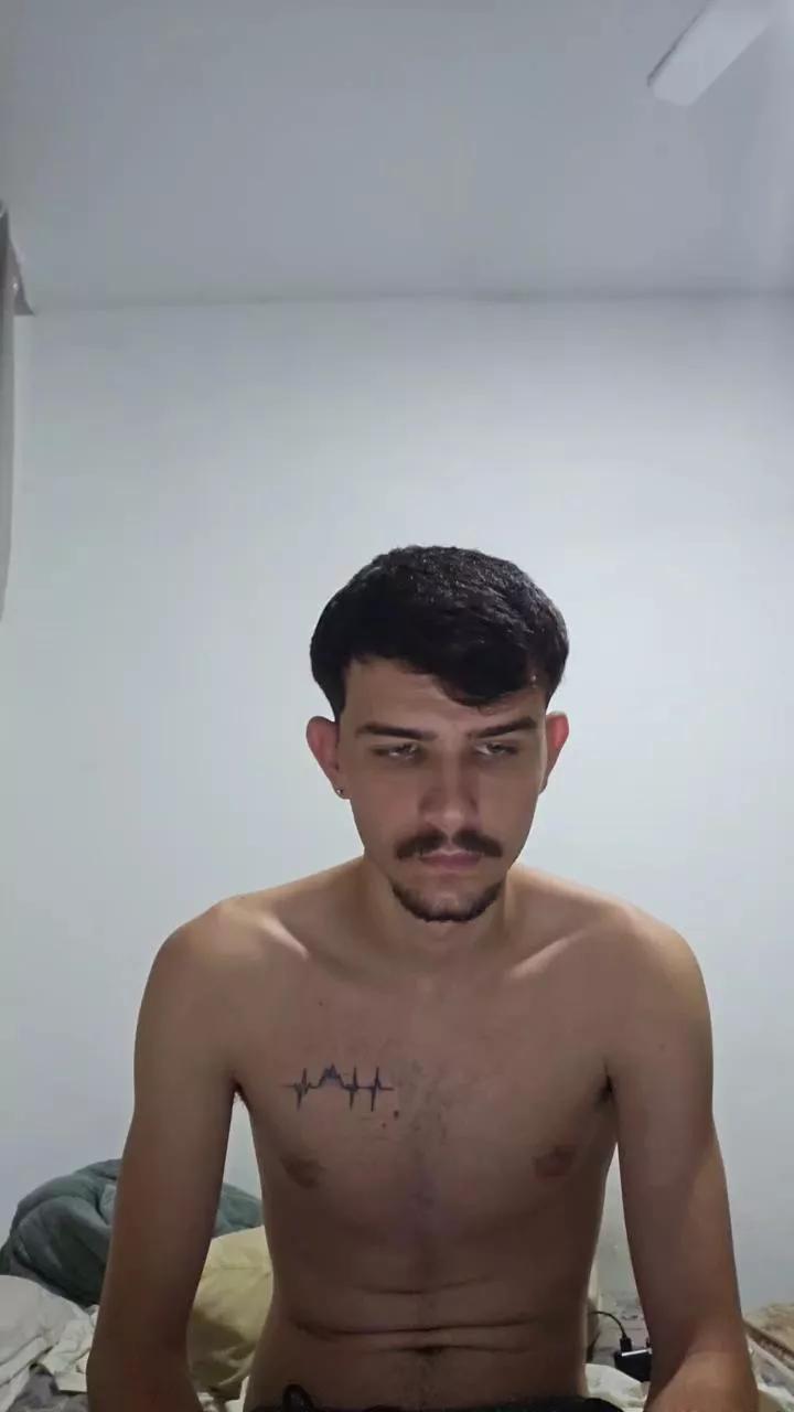 Branco_027 on Cam4 