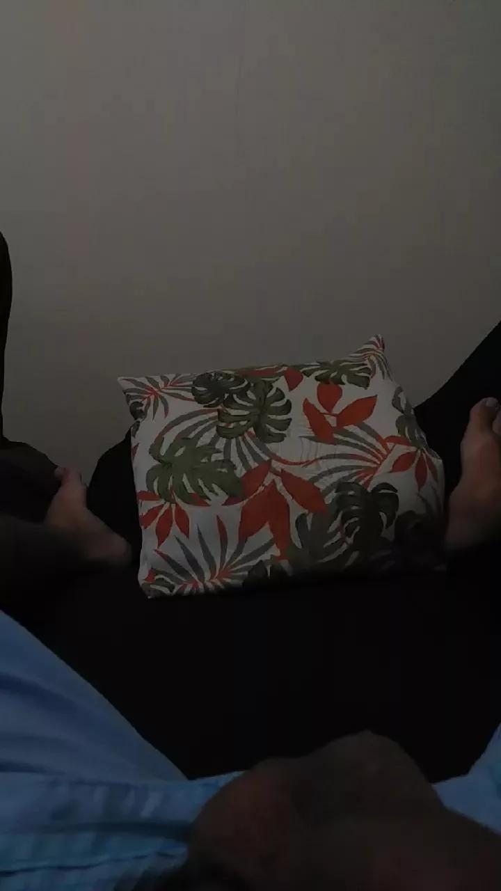 bruninhofuri on Cam4 