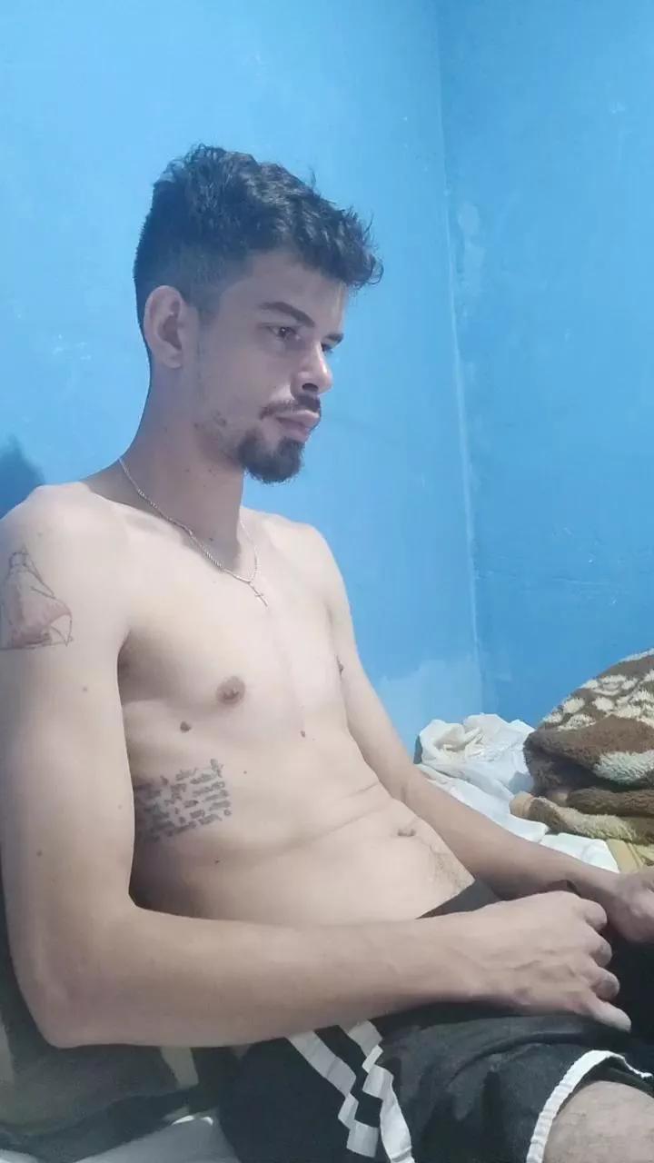 Caaduu0 on Cam4 