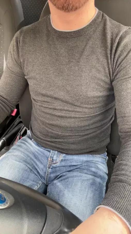callmeluis on Cam4 