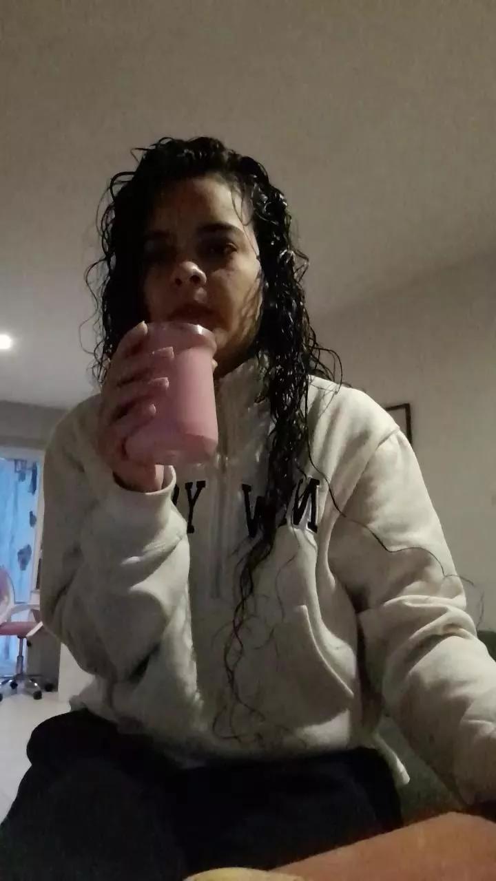 Camila2020_ on Cam4 