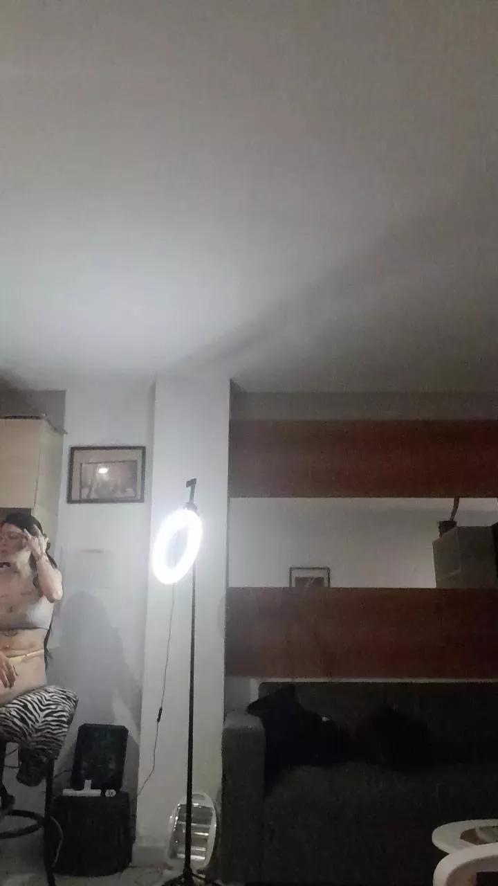 Camila2020_ on Cam4 