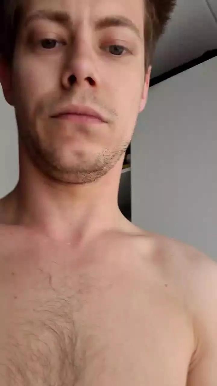 camslut22hot on Cam4 
