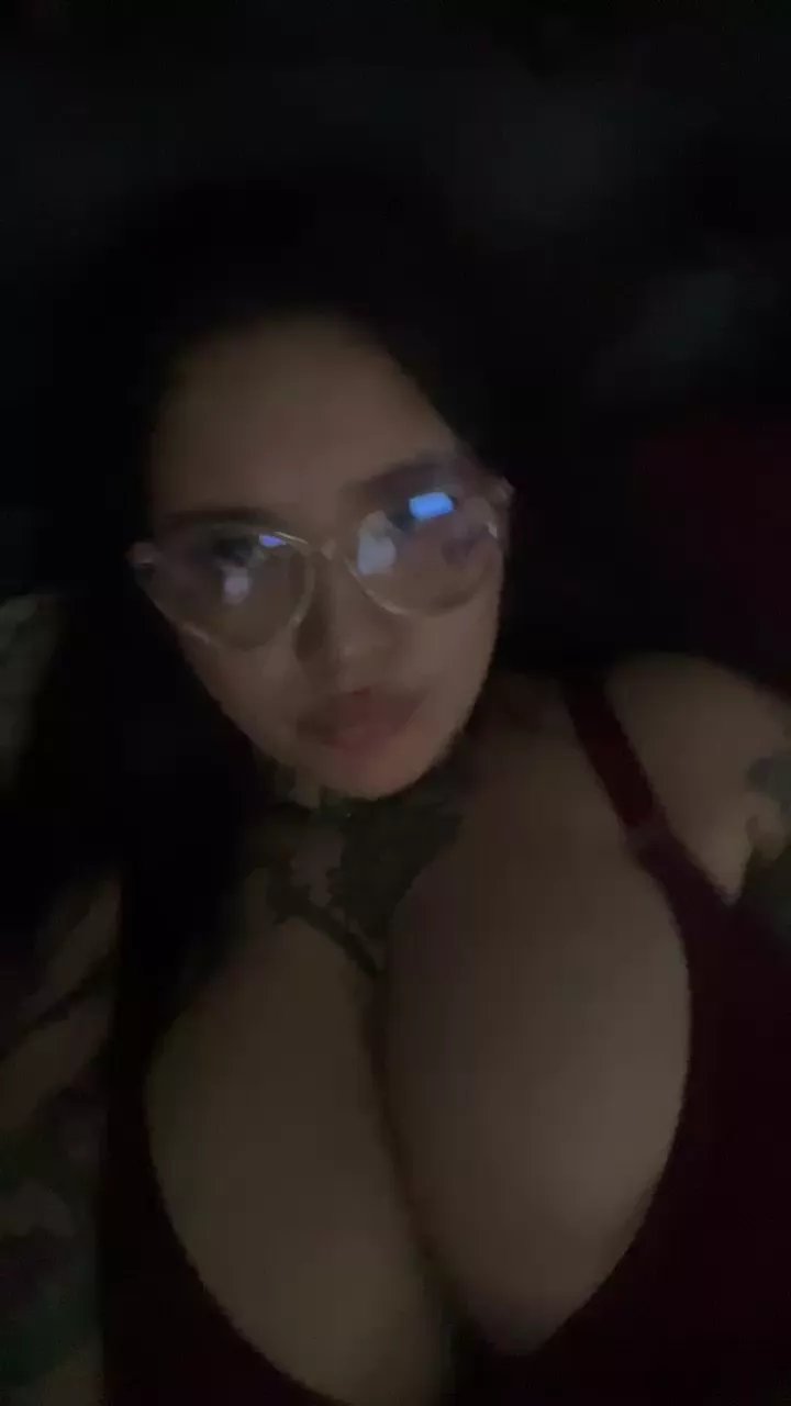 Offline Candemilagros on Cam4