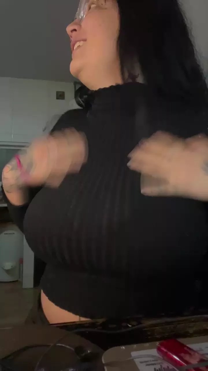 Offline Candemilagros on Cam4