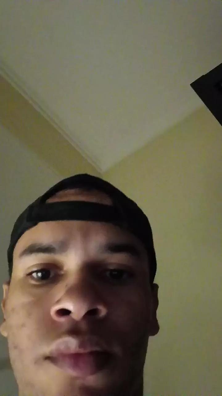 Carlosxntos on Cam4 