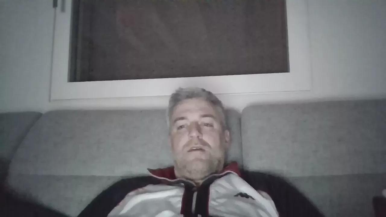 cavaliere1987 on Cam4 