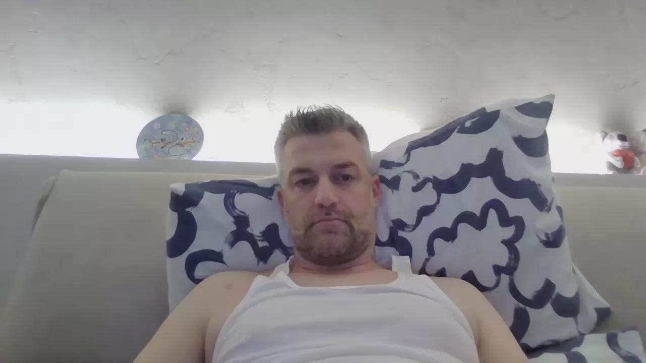 cavaliere1987 on Cam4 