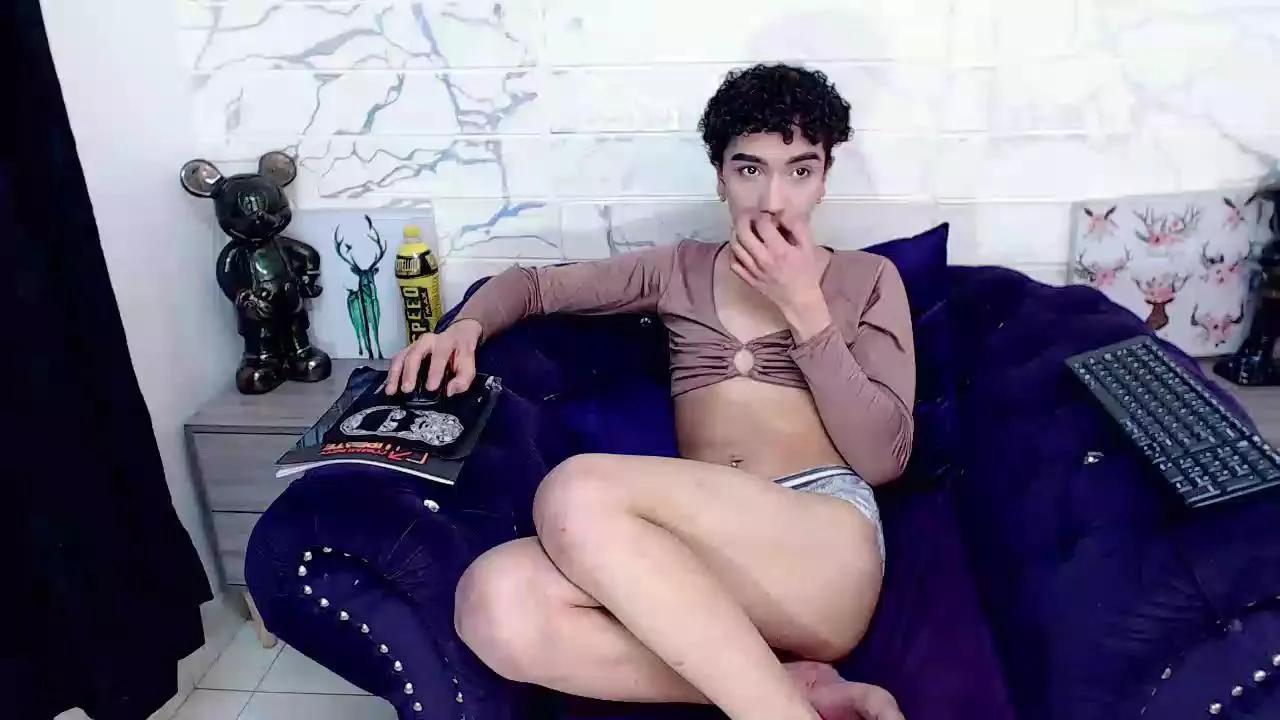 ChanieelSmithRs on Cam4 