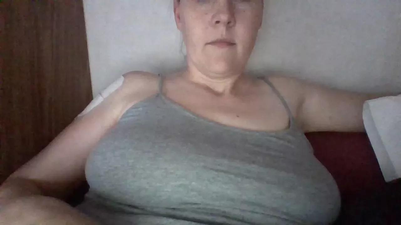 chickandherdick on Cam4 