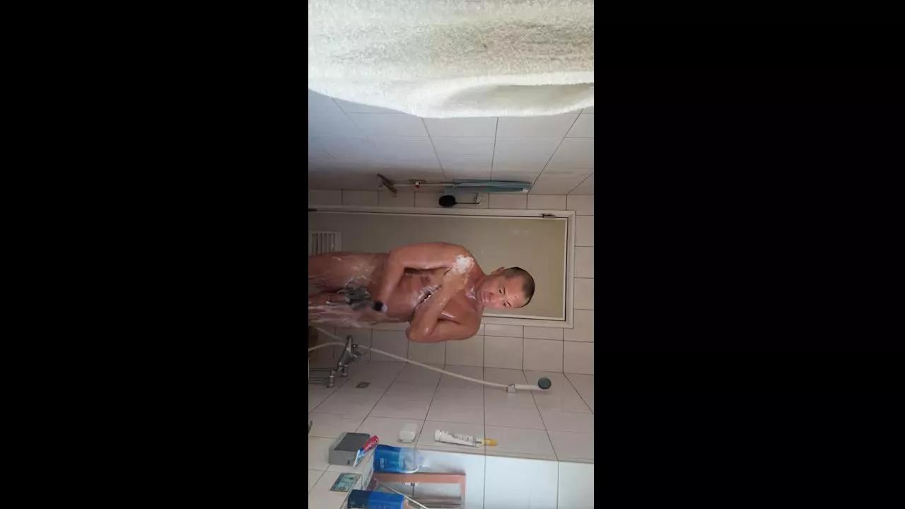 Chih555 on Cam4 