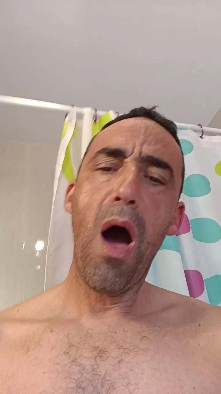 comilon77 on Cam4 