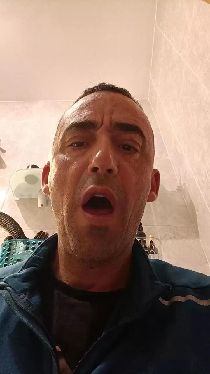 comilon77 on Cam4 