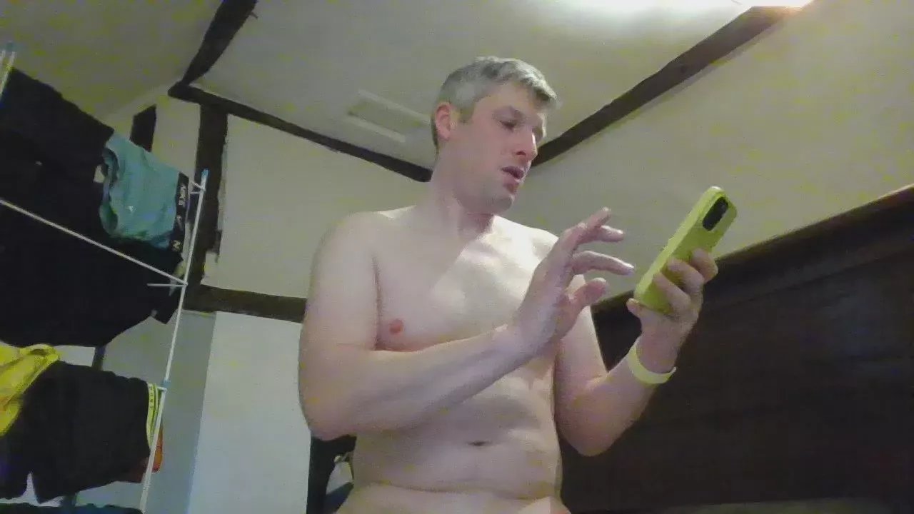 Offline countryboisub on Cam4