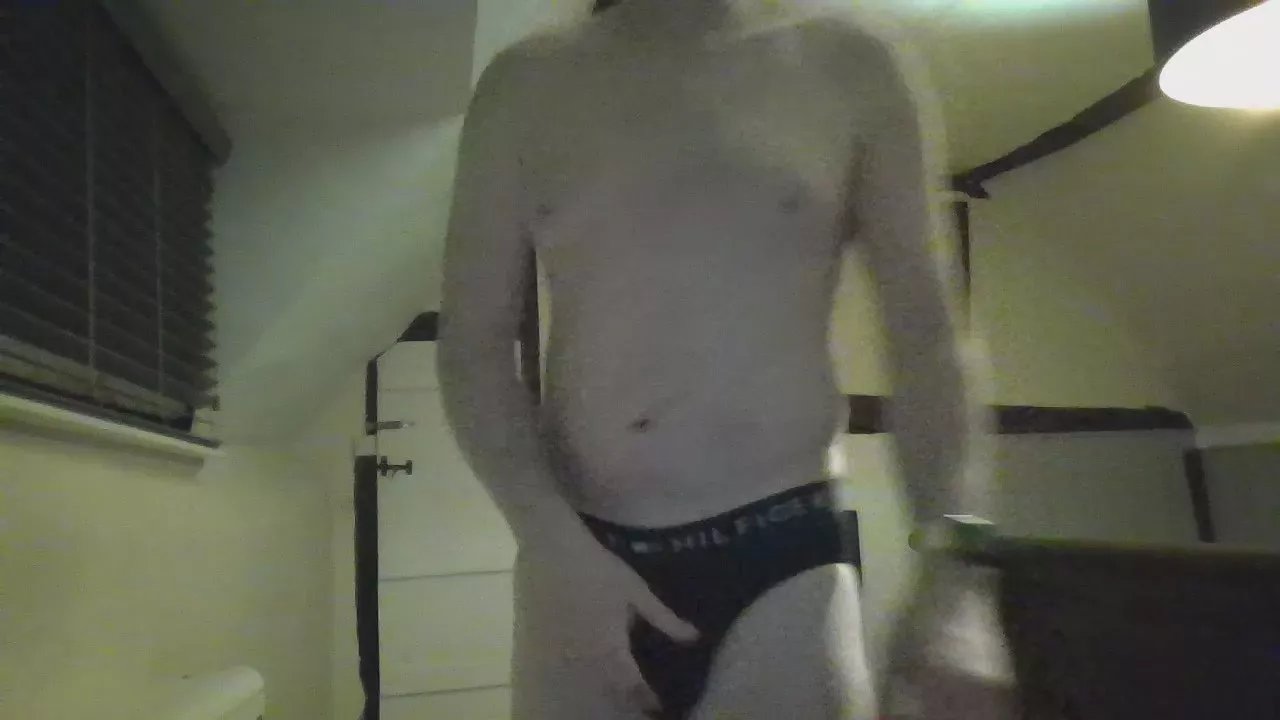 Offline countryboisub on Cam4