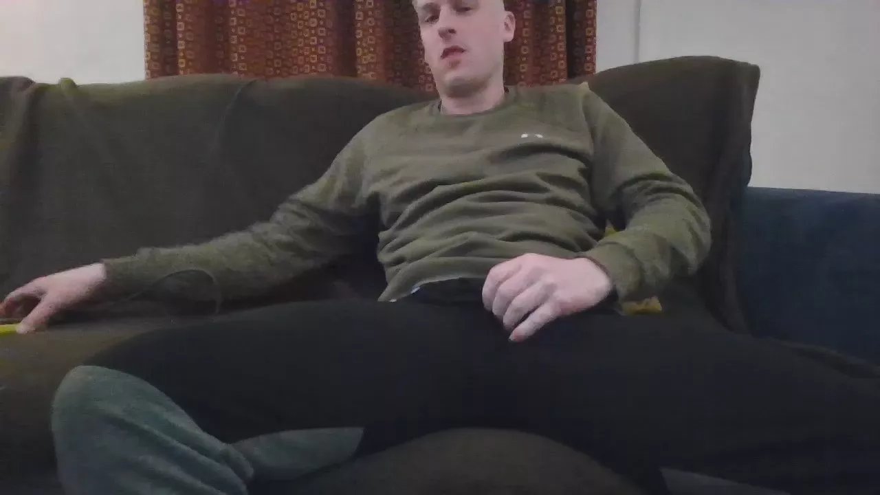 Offline countryboisub on Cam4