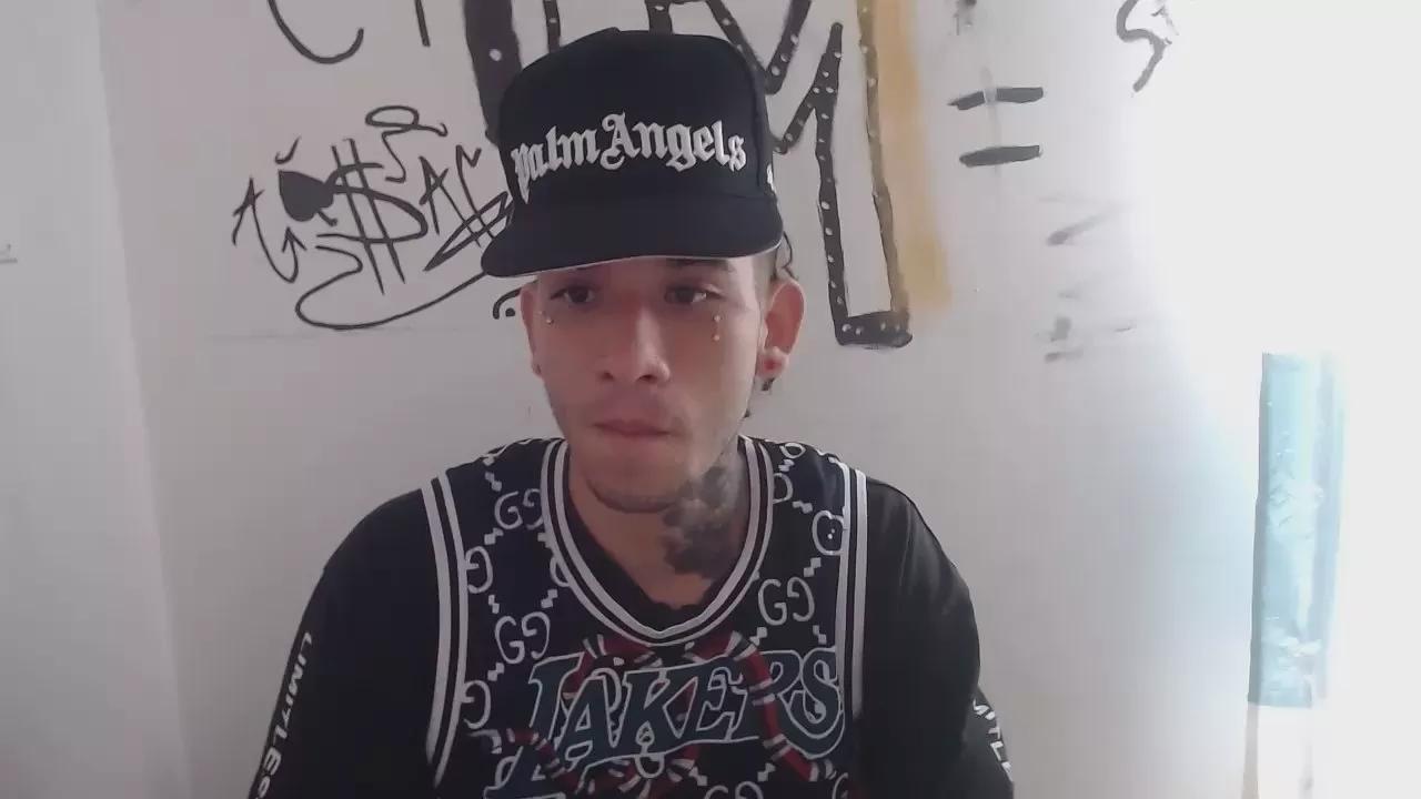 Cristian_0_cuer on Cam4 