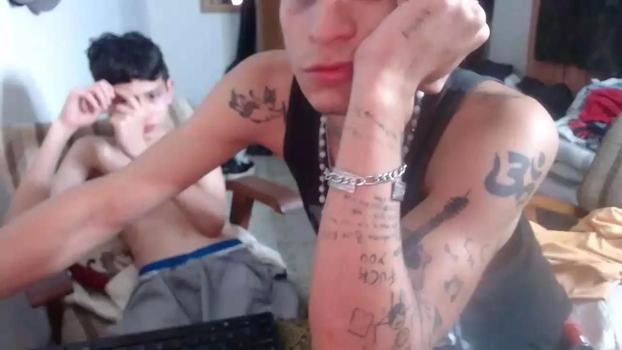 Cristian_0_cuer on Cam4 
