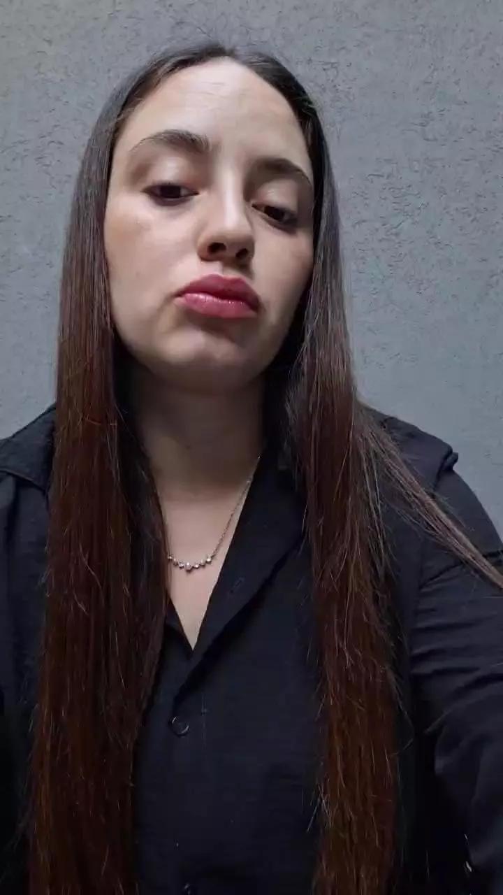 Cuchi8 on Cam4 