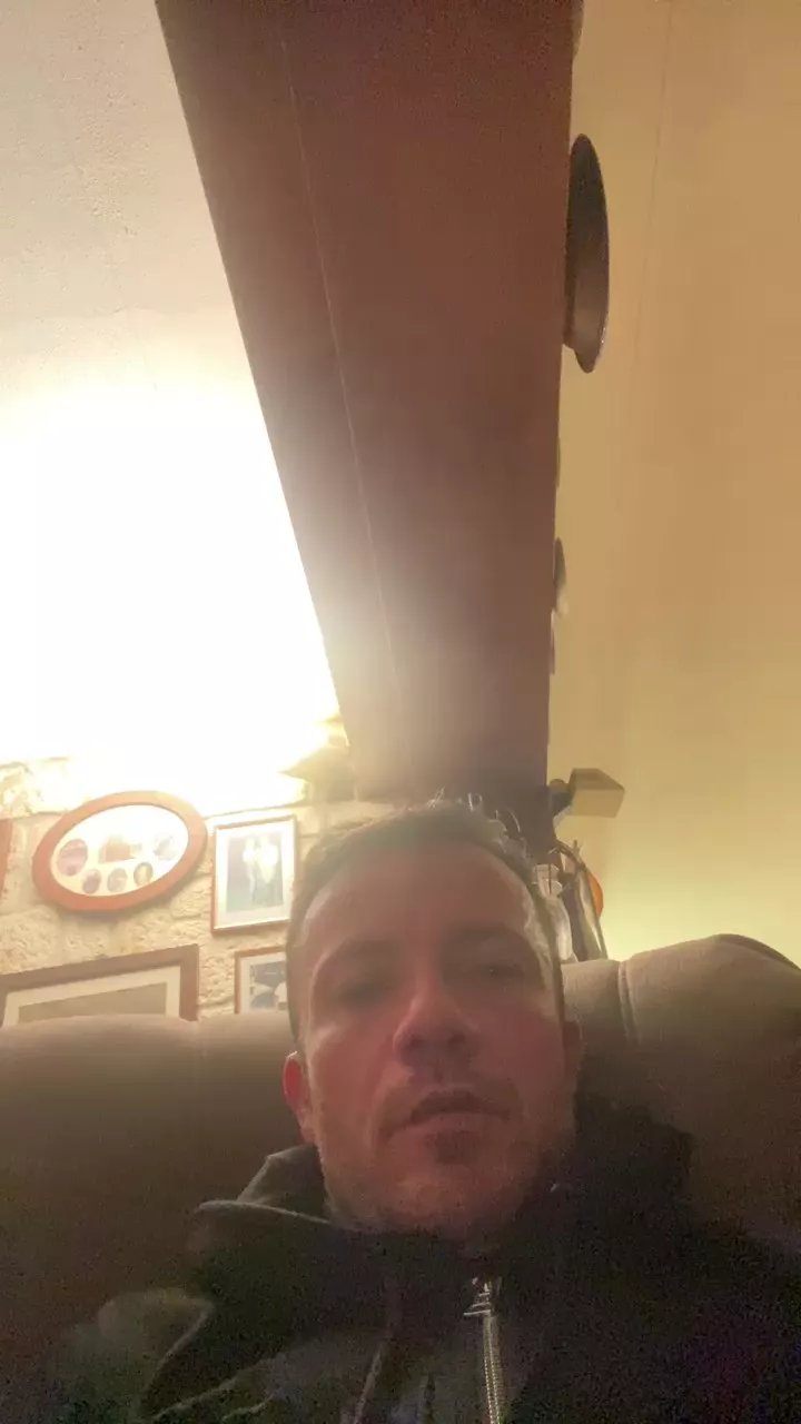 Offline dandy3 on Cam4