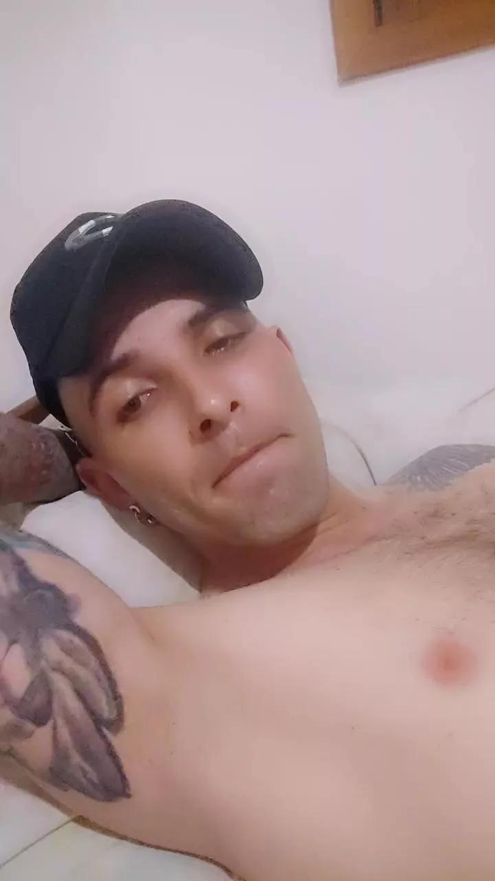 Danielpalacios on Cam4 