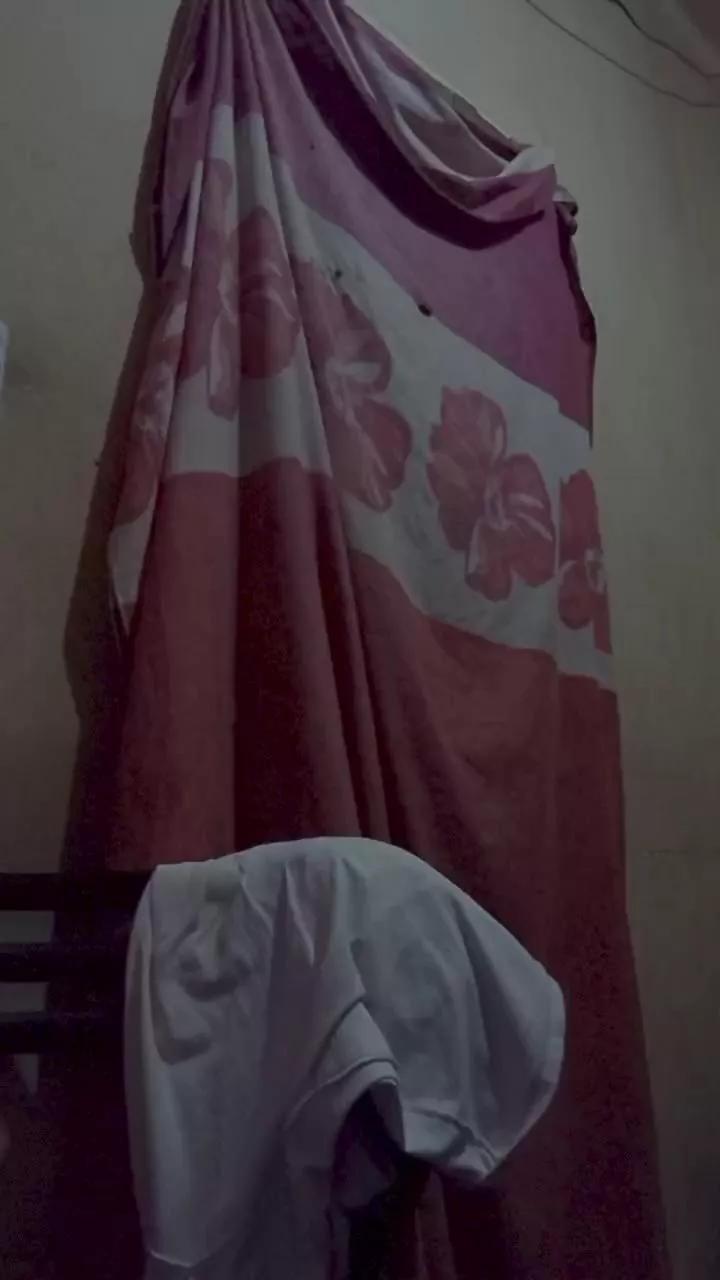 DaniSer22 on Cam4 