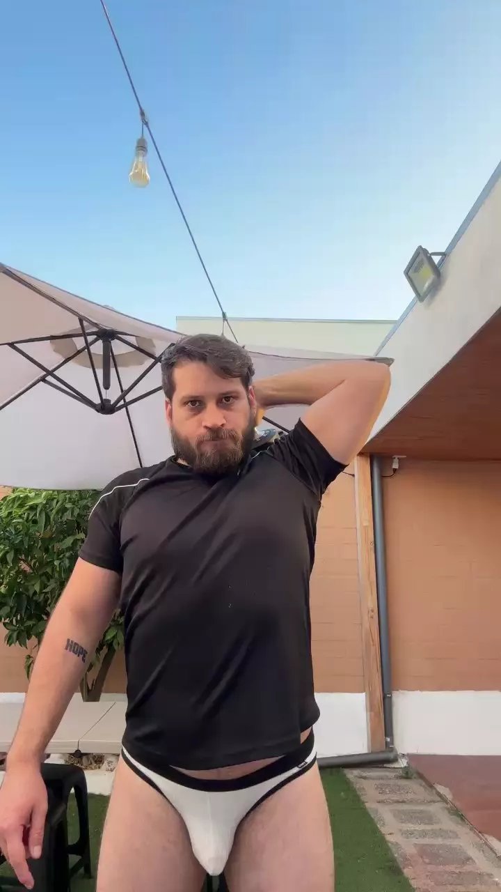 Offline darkhunterhot on Cam4