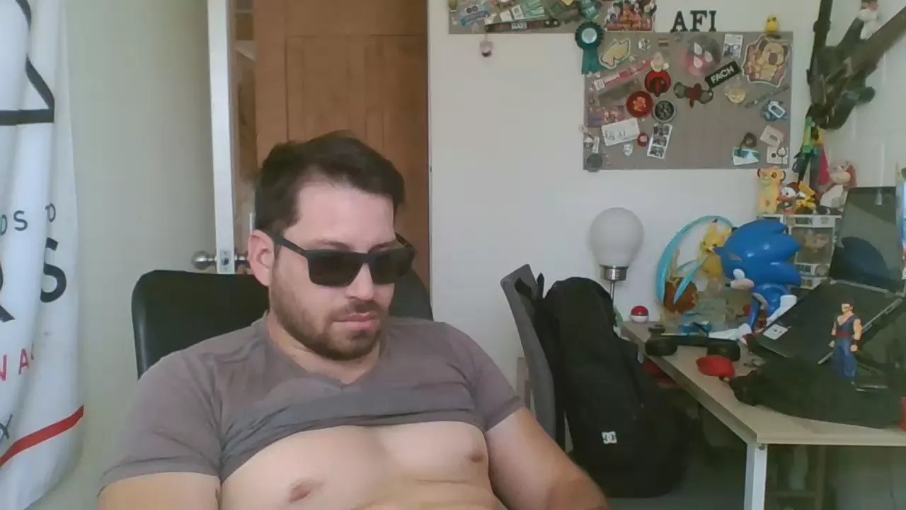 Offline darkhunterhot on Cam4