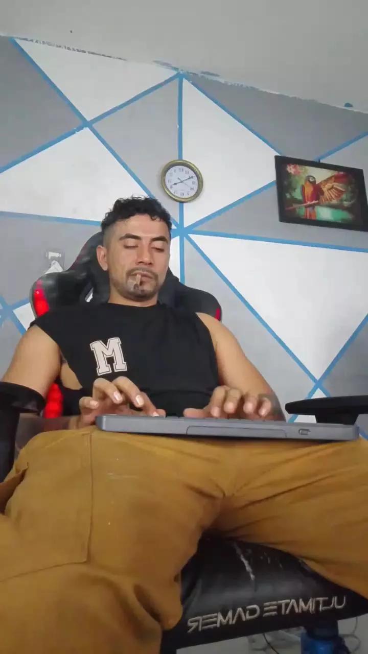 Davidpervert on Cam4 