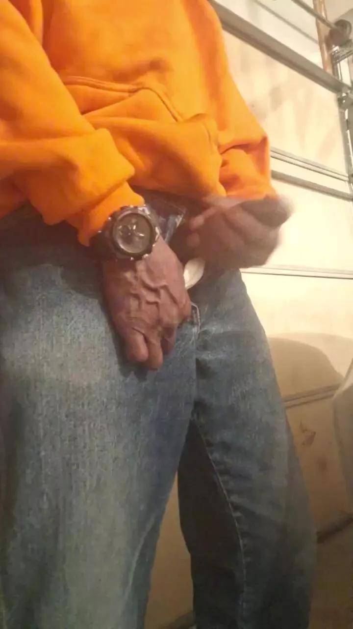 Deacon805 on Cam4 