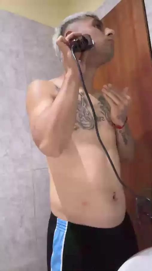 Demoniojoaquinn on Cam4 