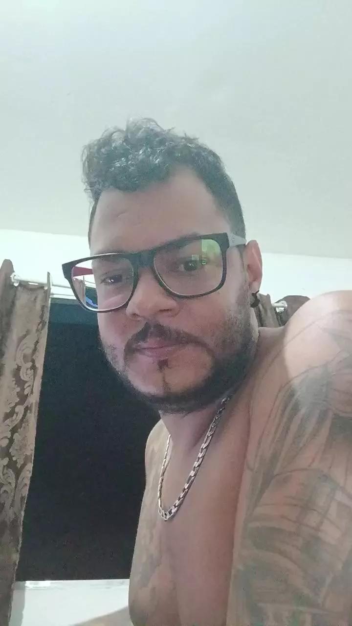 deusgrego1 on Cam4 