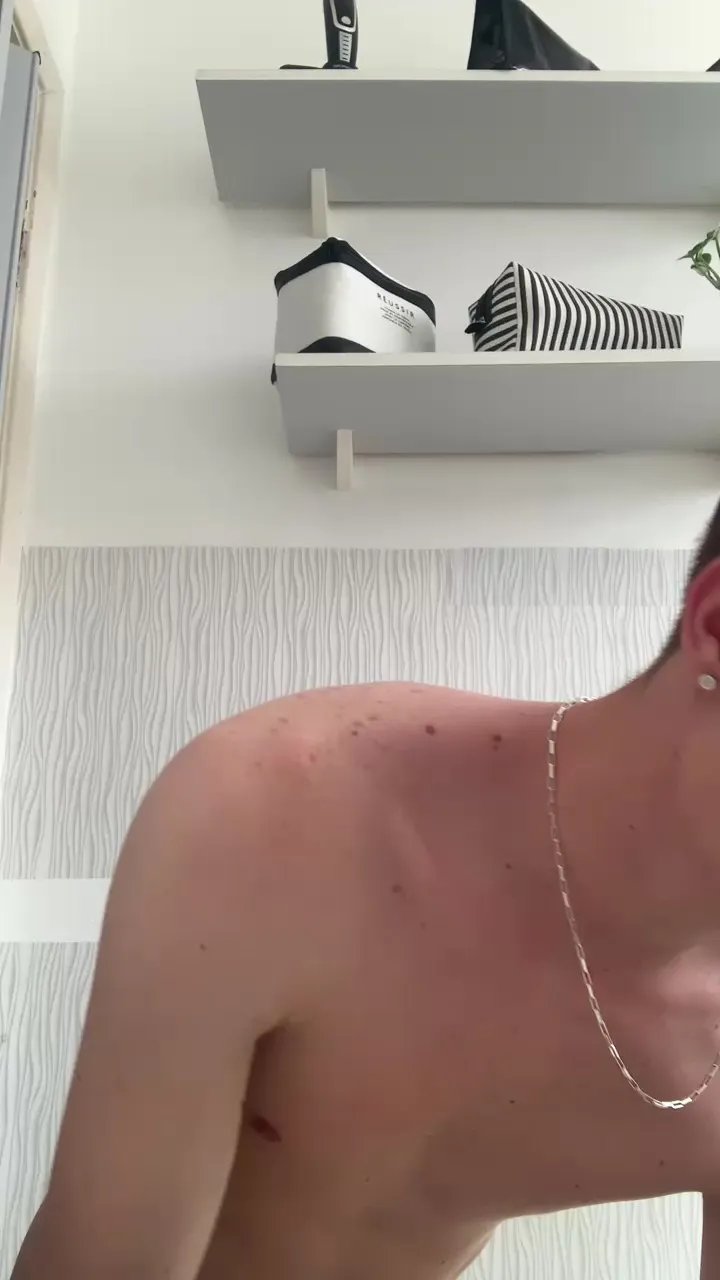 Offline DiegoLoirin on Cam4