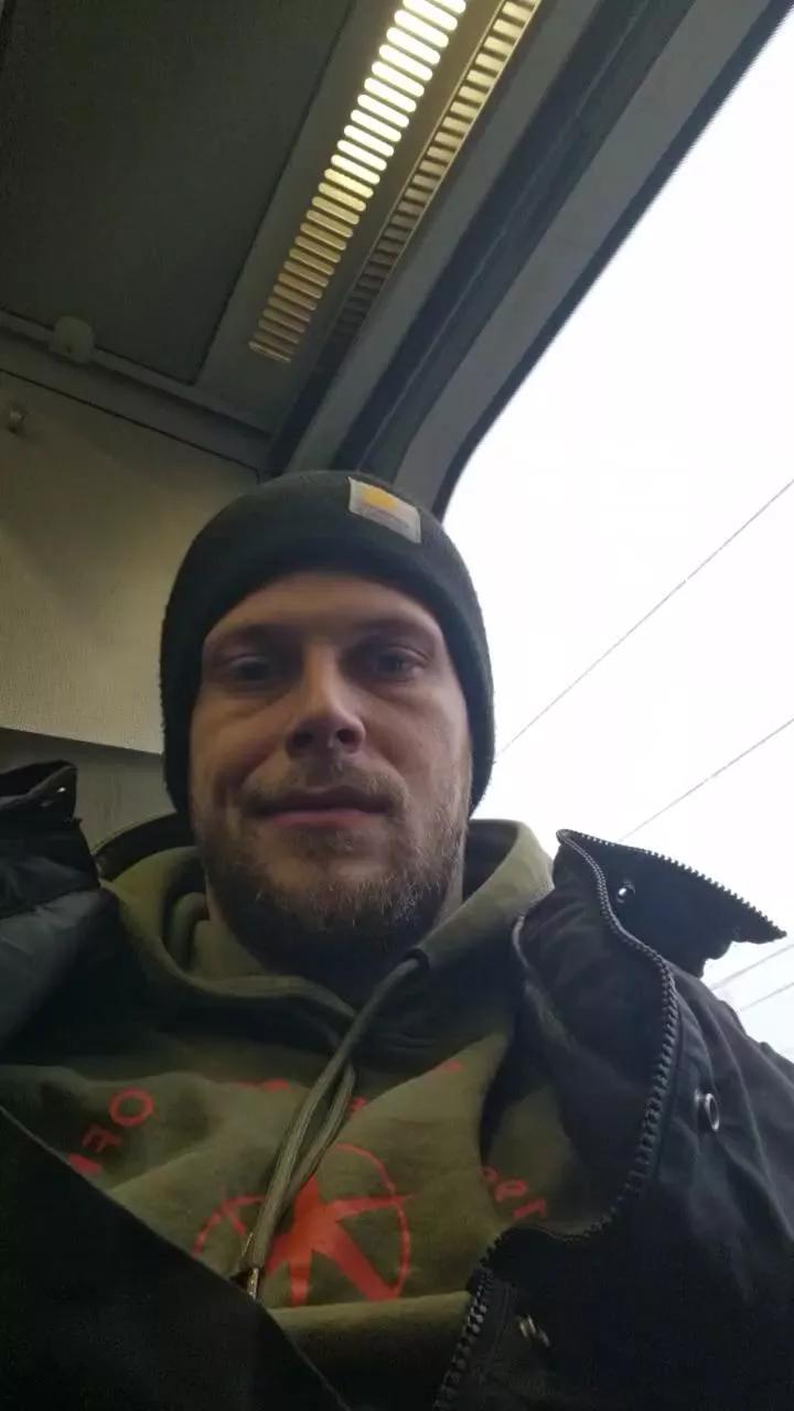 Dirtydick95 on Cam4 