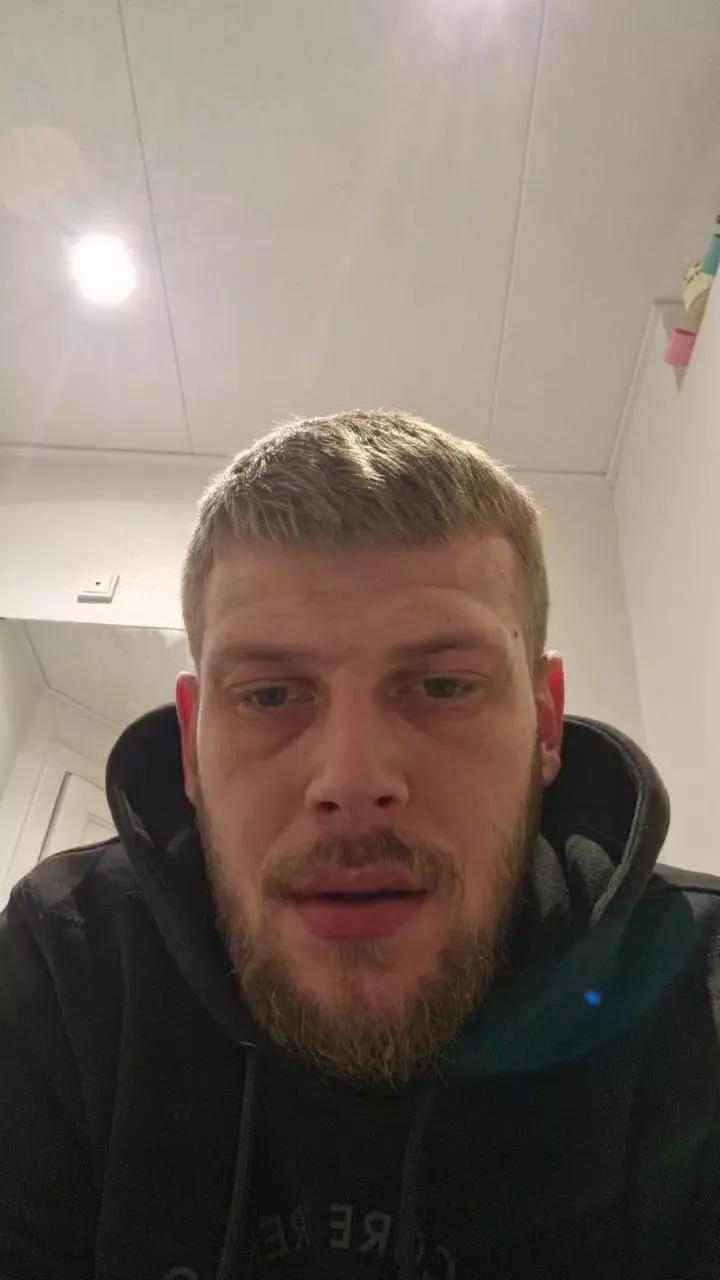Dirtydick95 on Cam4 