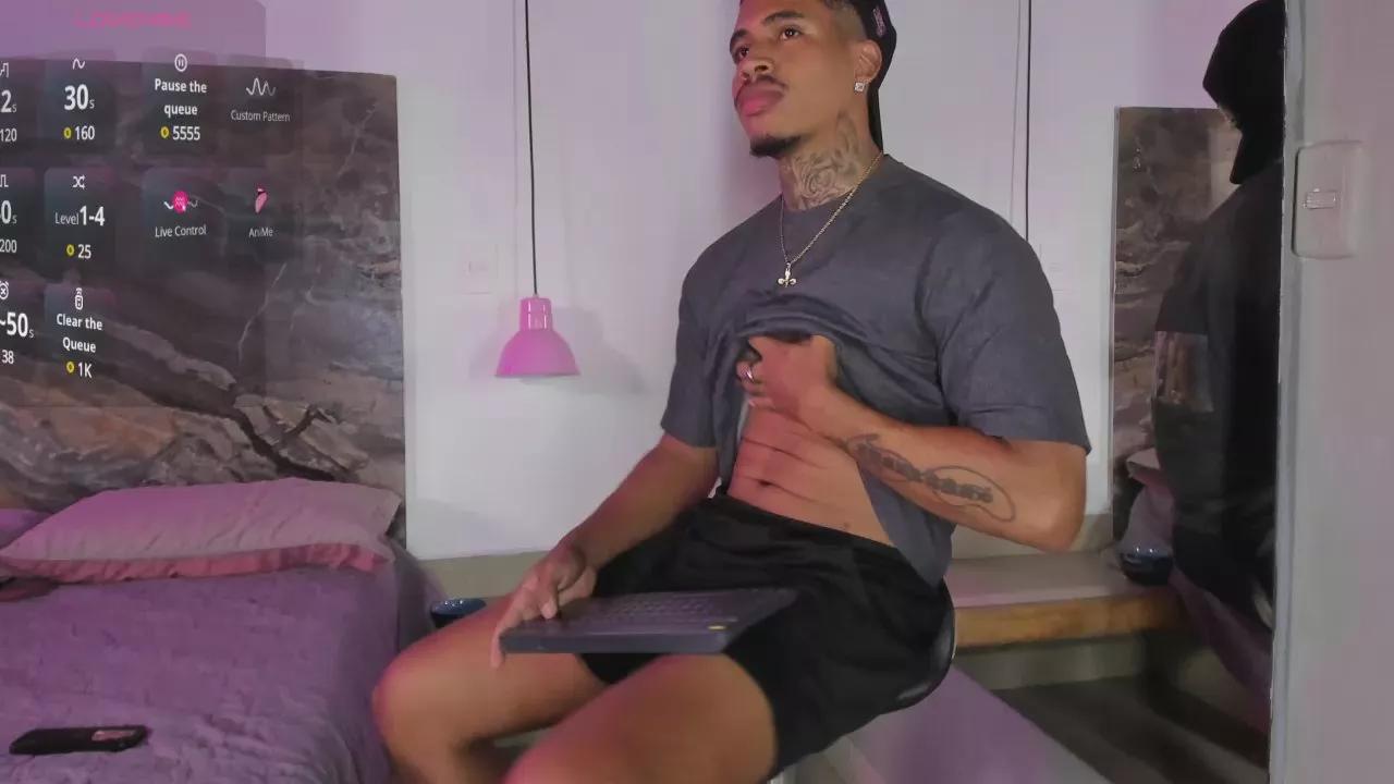 drakehott_ on Cam4 