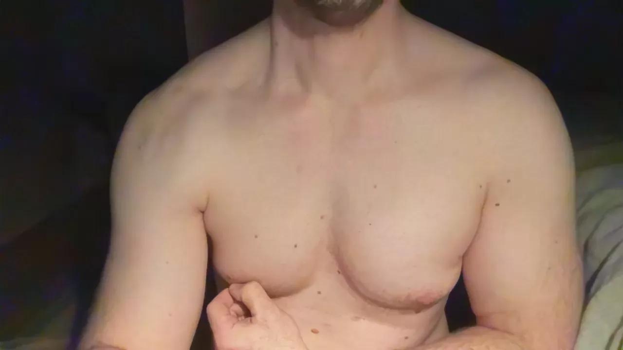 dude_bln09 on Cam4 
