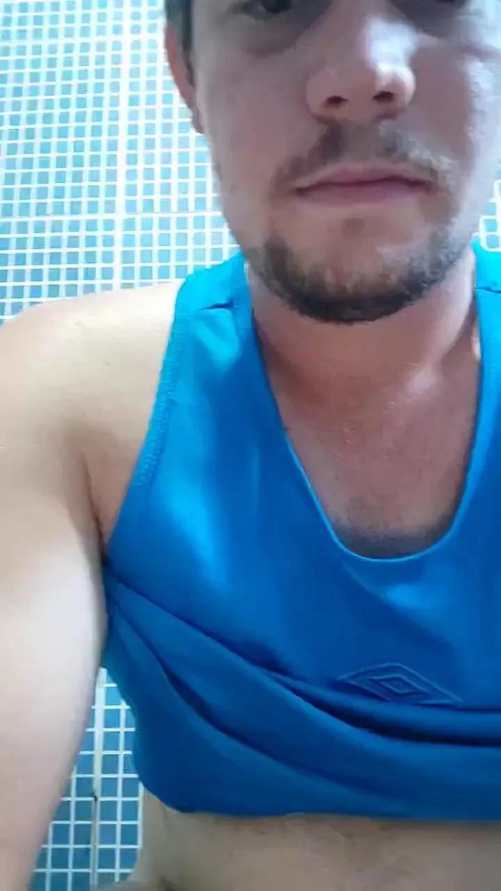 eduardo_694 on Cam4 